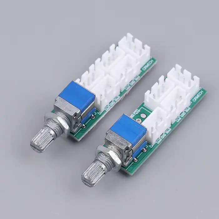 Carte de commutation de signal audio avec sélection de deux