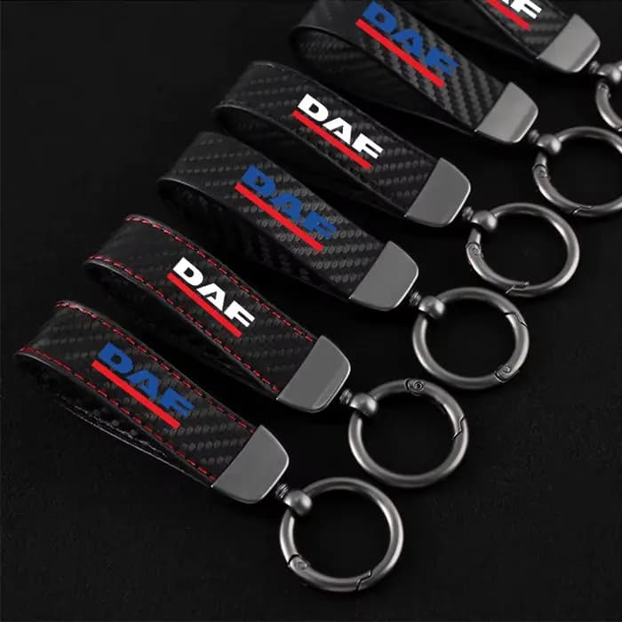 Porte-clés de voiture porte-clés porte-clés lanière pour clés pour voiture DAF XF 95 105 accessoires de voiture porte-clés Texture en Fiber de carbone
