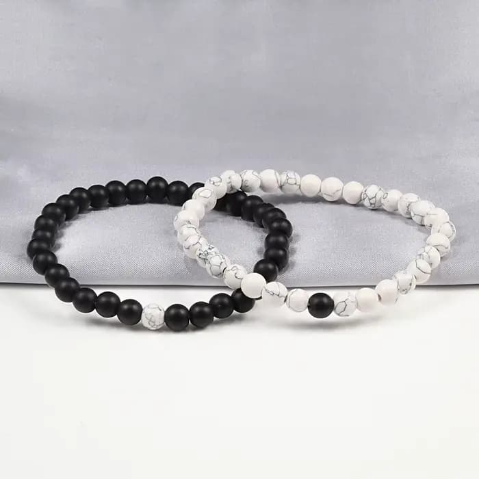 Chaud à la mode hommes pierre de lave Couples Distance Bracelets pierre naturelle blanc noir Yin Yang perles Bracelets pour femme ami Pulseira