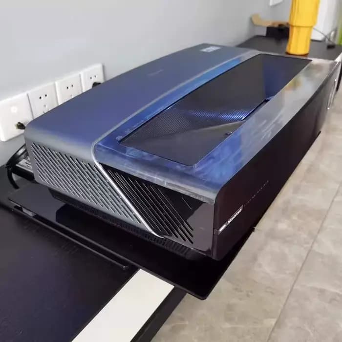 Support coulissant pour projecteur à ultra courte focale (UST)