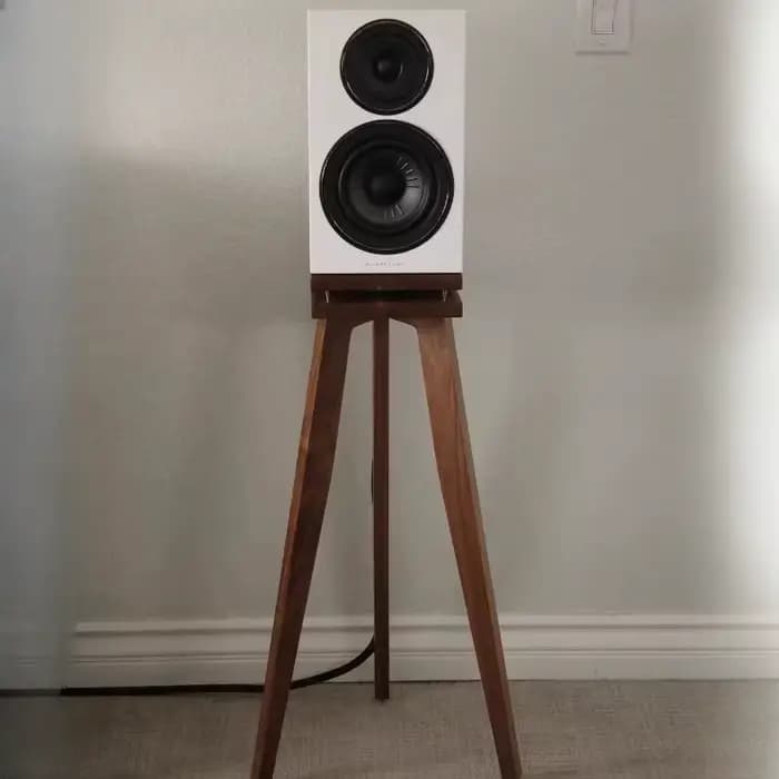 Support d'enceinte en bois massif