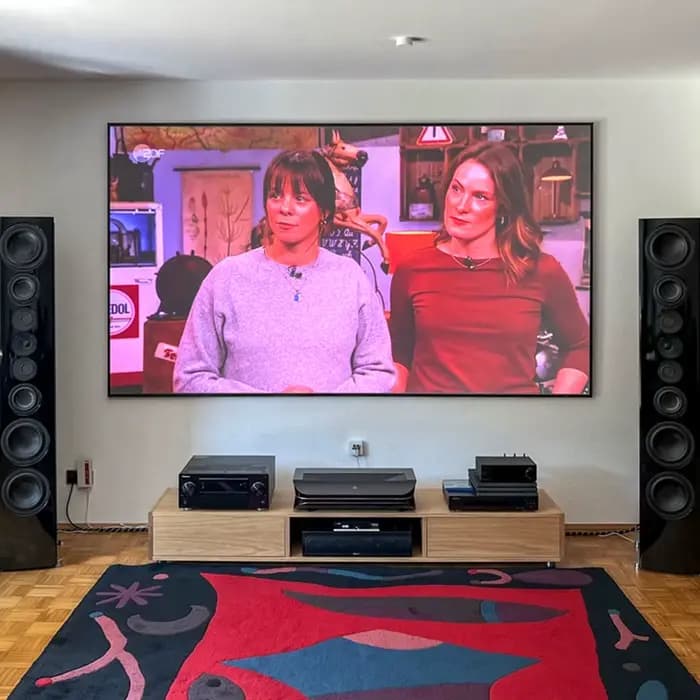 Écran de projection ALR UST pour cinéma maison