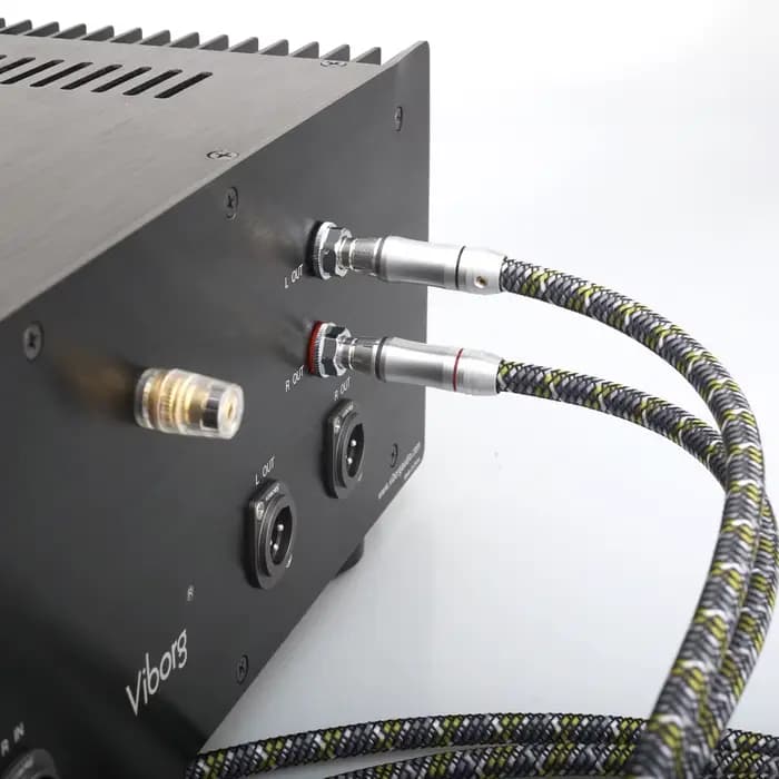 Haute qualité A52 haut de gamme 99.9999% OFC cuivre RCA à RCA câble Audio Home cinéma DVD 2RCA